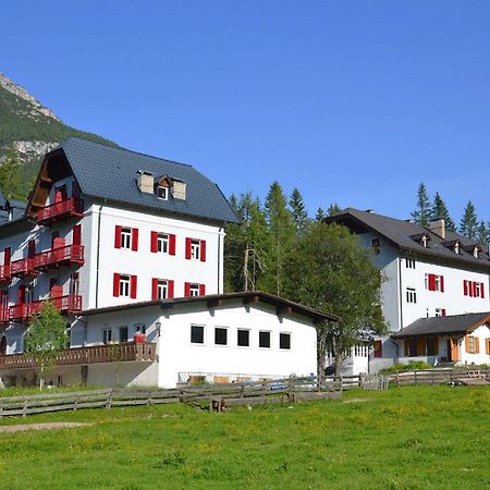 Hotel Croda Rossa Carbonin Luaran gambar
