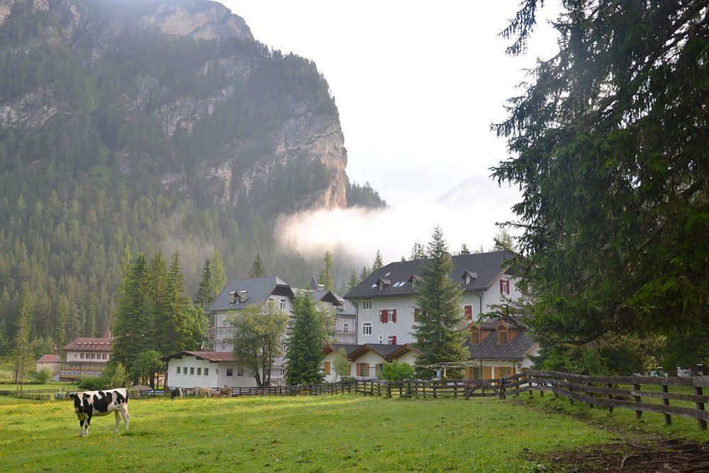 Hotel Croda Rossa Carbonin Luaran gambar