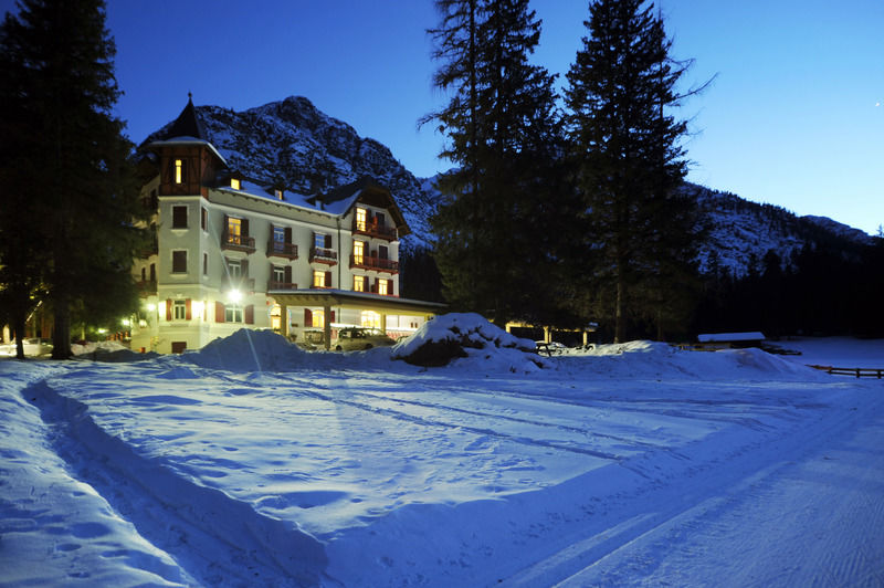 Hotel Croda Rossa Carbonin Luaran gambar