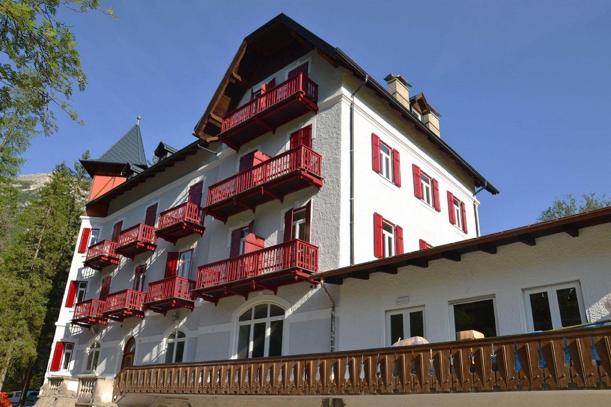 Hotel Croda Rossa Carbonin Luaran gambar
