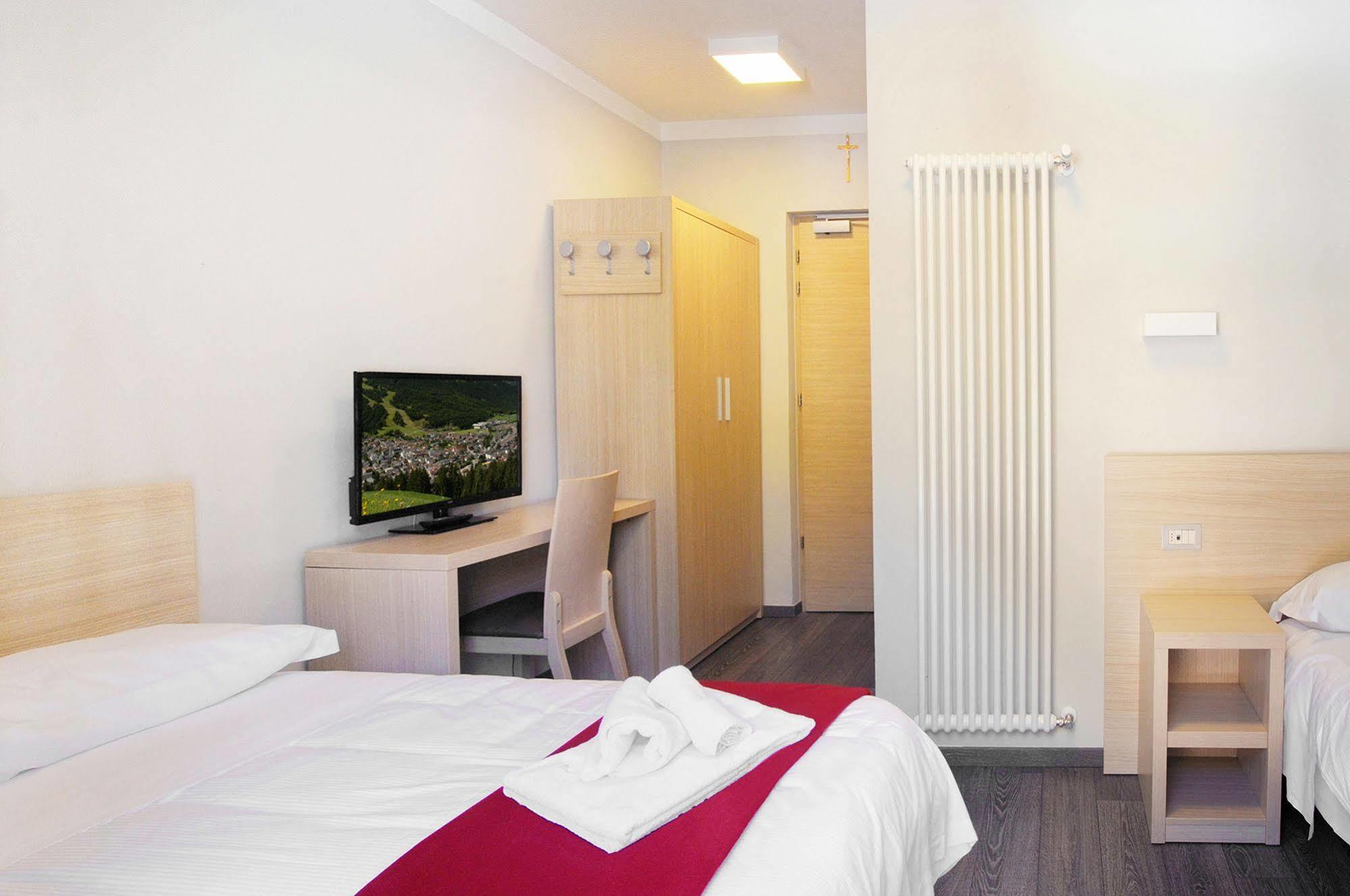 Hotel Croda Rossa Carbonin Luaran gambar