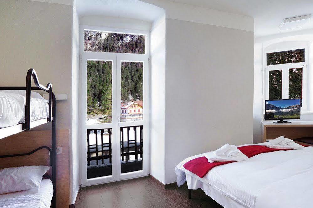Hotel Croda Rossa Carbonin Luaran gambar
